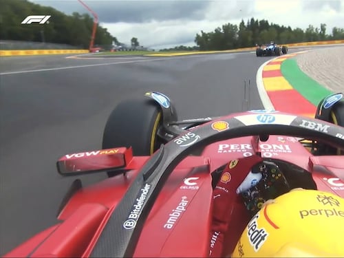 La disperazione di Lewis: "Sono inutile, la Ferrari cambi pilota"