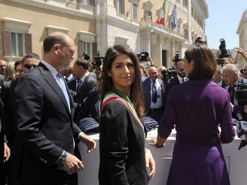 Pronta la Giunta per Roma: la Raggi trova la (s)quadra