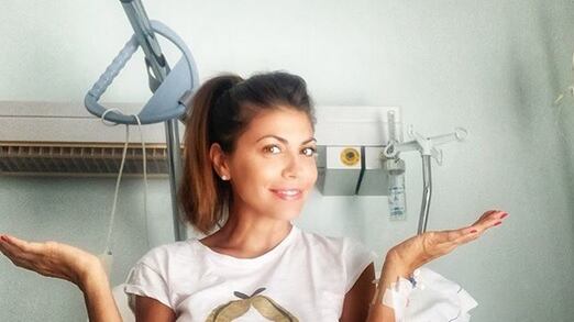 Flora Canto in ospedale: “Estate di flebo, digiuni e un intervento andato bene”