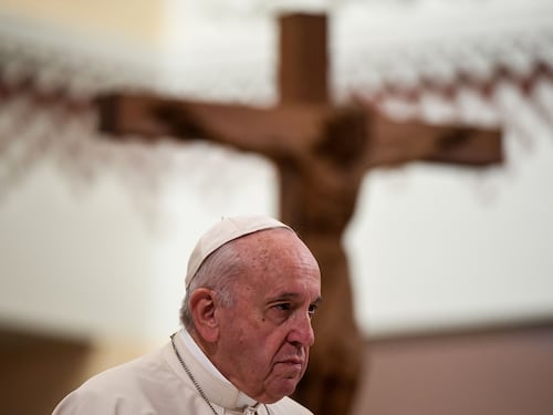 Migranti, il Papa attacca ancora: "La politica sfrutta la xenofobia"