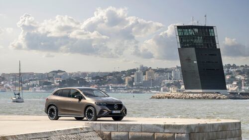 Mercedes-Benz EQE SUV, guarda la gallery 9