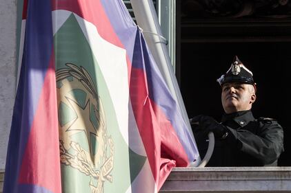 Napolitano lascia il Quirinale 2