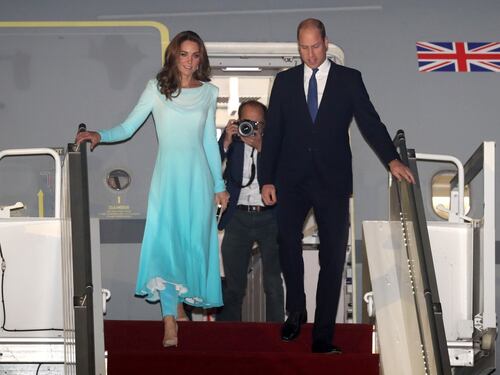 Pakistan, l'omaggio di Kate Middleton a Lady D