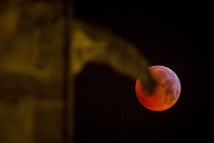 Super Luna Rossa, le immagini dell'eclissi da tutto il mondo 3