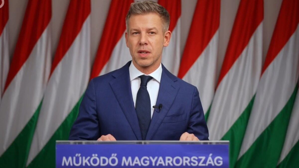 "Ora o mai più": ecco chi è il demolitore che ha lanciato la sfida ad Orbán