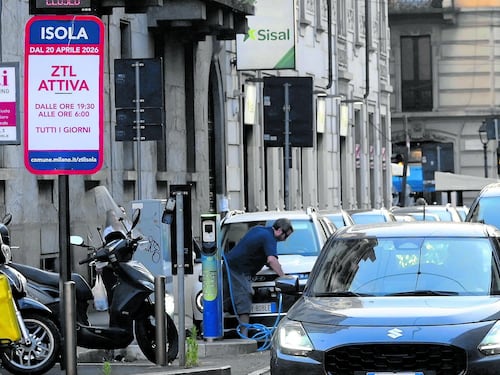 Ztl e l’Isola che non c’è più. Crollano ingressi e affari