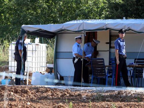 Due rom condannati per furto: domiciliari in roulotte in divieto