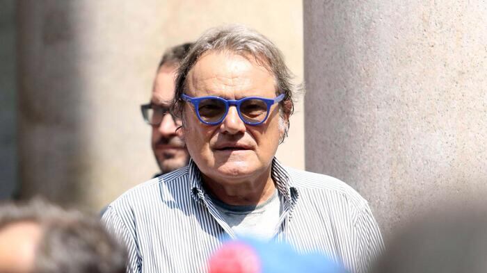 Toscani insulta un diciottenne e ora è nei guai: cosa ha deciso il giudice