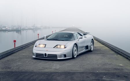 Bugatti EB110, guarda la gallery 9