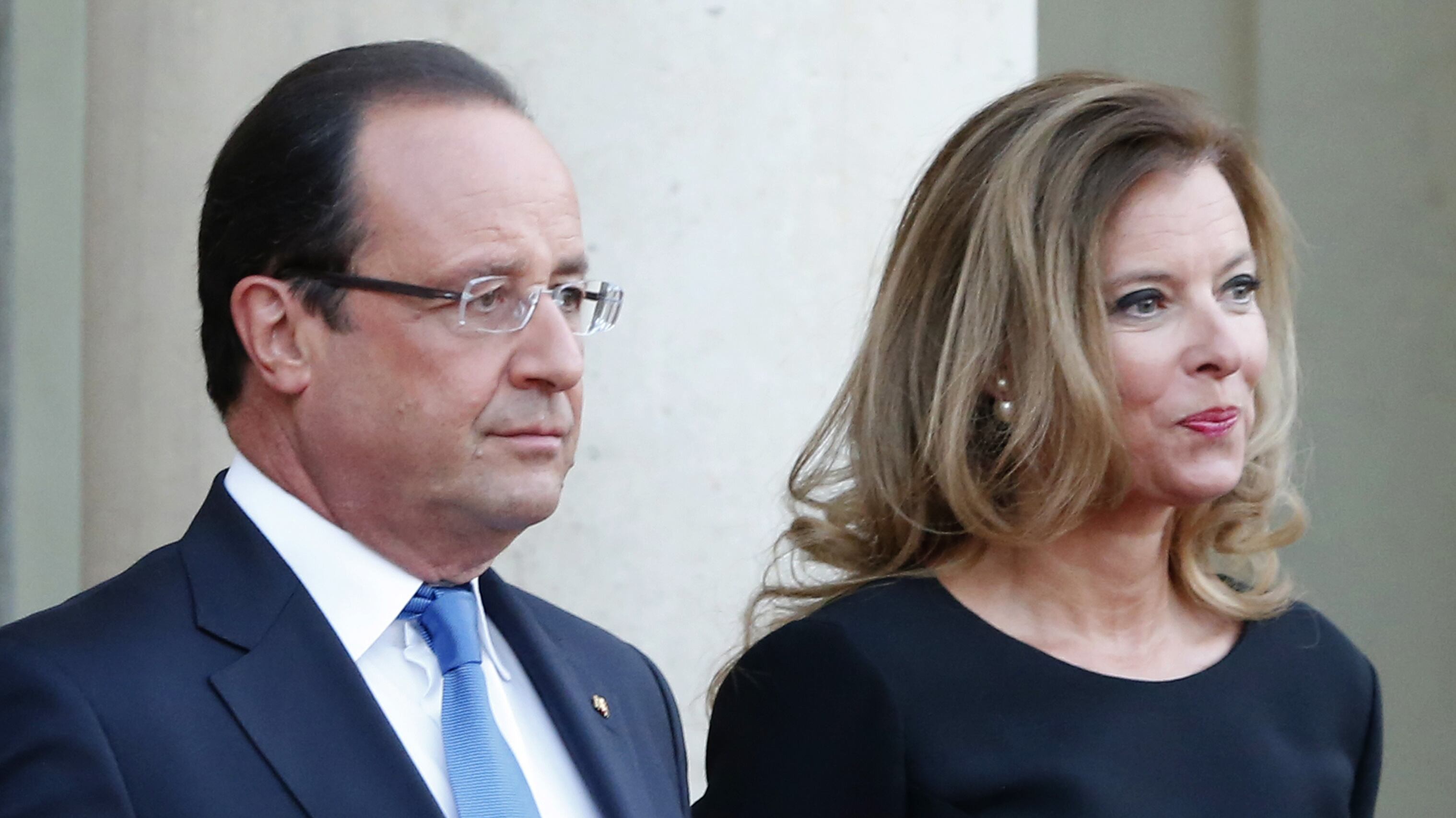 Hollande si fa l'amante. Sconfitta la donna di potere