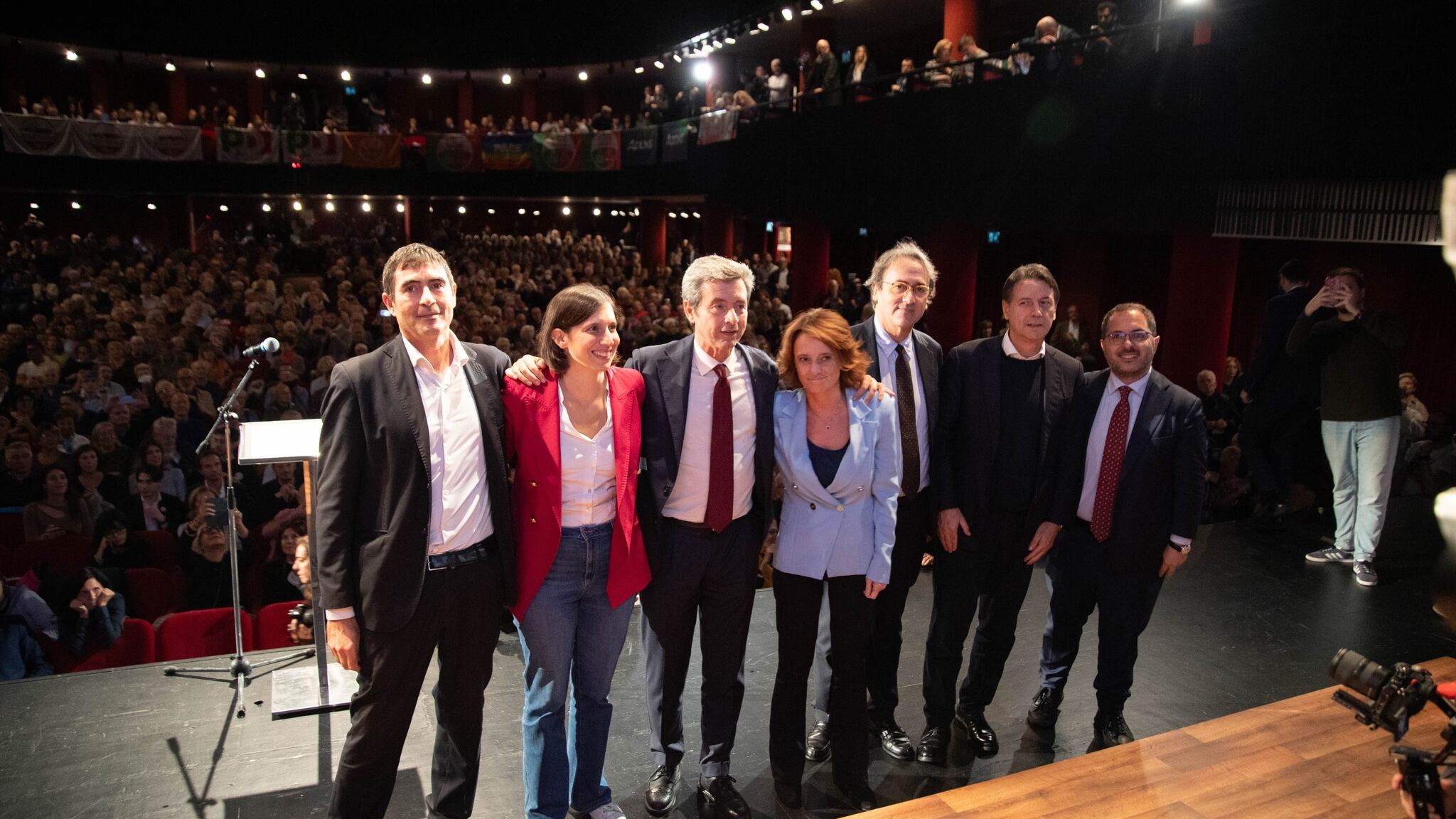 Doccia fredda Pd e Grillo non vota. Processo a Conte
