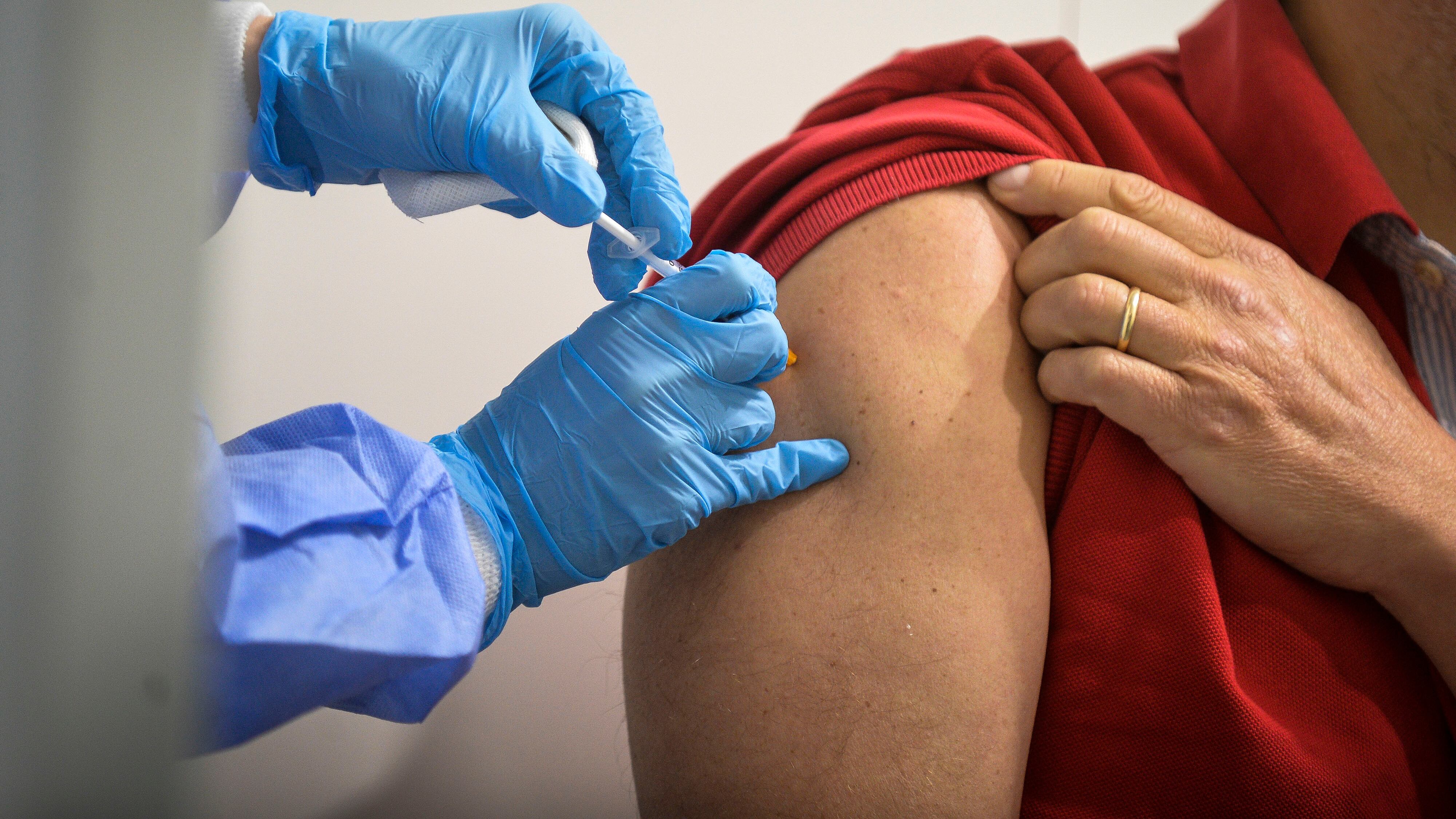 Il paradosso delle vaccinazioni degli studenti. Dieci già obbligatorie ma dubbi sull'anti Covid