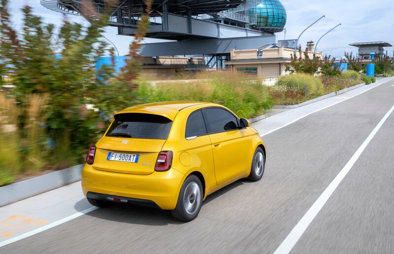 Nuova Fiat 500 Hybrid, guarda la gallery 1