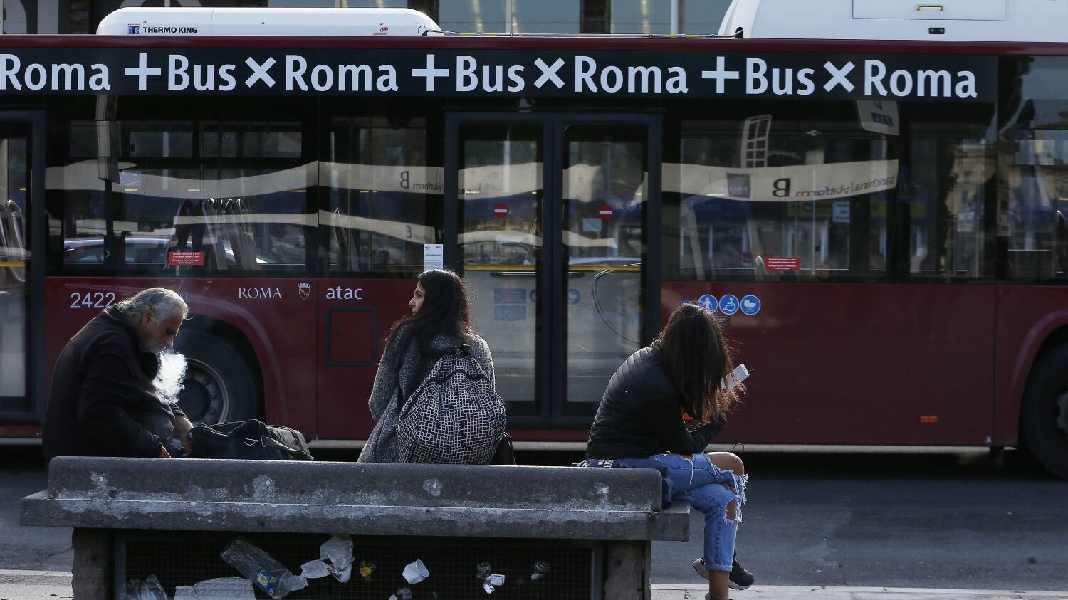 È iniziato il venerdì nero: sciopero di mezzi e servizi