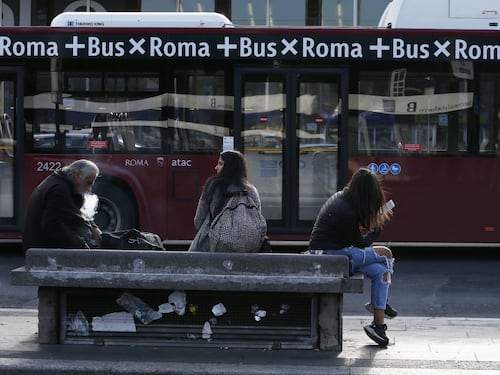È iniziato il venerdì nero: sciopero di mezzi e servizi
