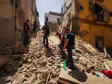 Torre del Greco, crolla una palazzina di tre piani 3