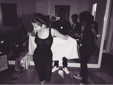 I 23 anni sexy di Selena Gomez (con torta a sorpresa) 4