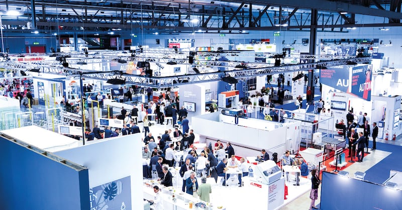 Vitrum-espositori-Fiera Milano