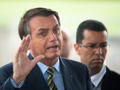 Il "Watergate" minaccia il futuro di Bolsonaro. Nel video del Cdm pressioni politiche e insulti