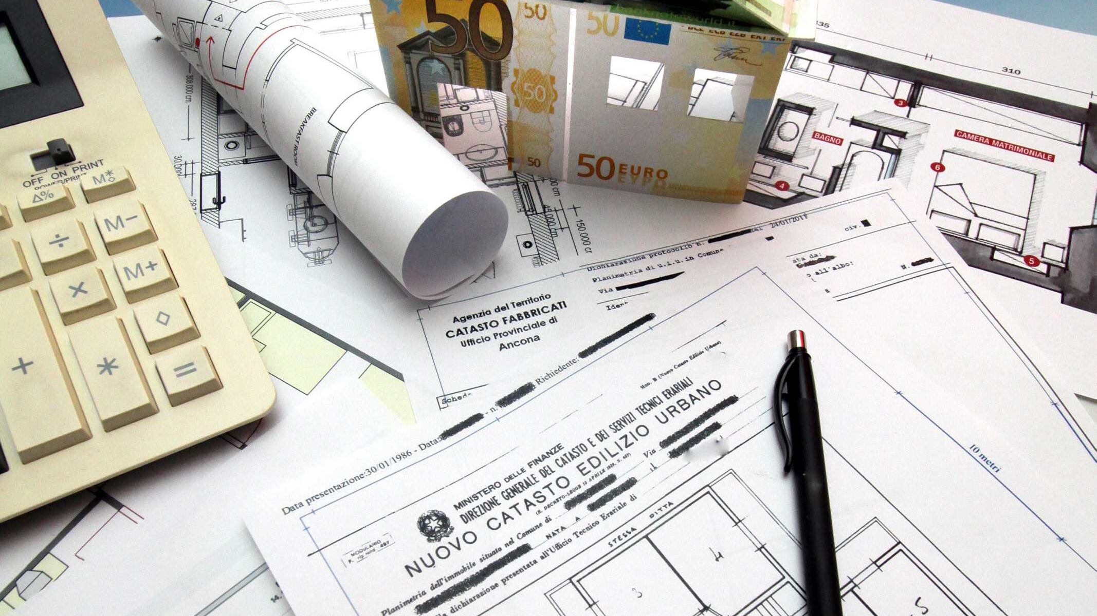 Case vecchie a rischio crollo Caos certificato di stabilità