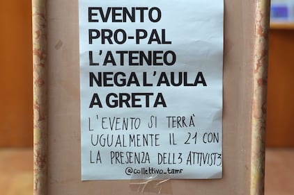 Greta Thunberg all'università di Verona, aula occupata: le immagini 1