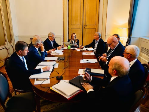 I timori di Meloni: “È un fenomeno nuovo”. Oggi il decreto legge, 500 militari a Milano