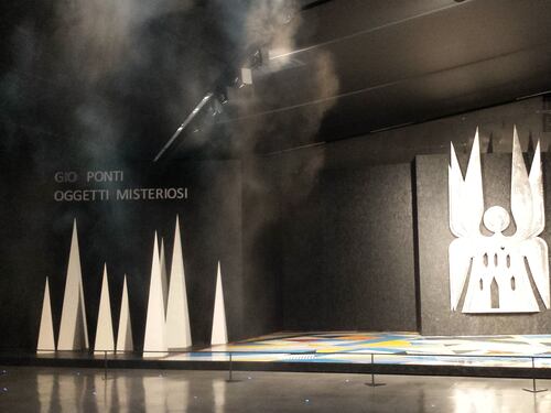 Gli "Oggetti misteriosi" di Gio Ponti in mostra a Malpensa