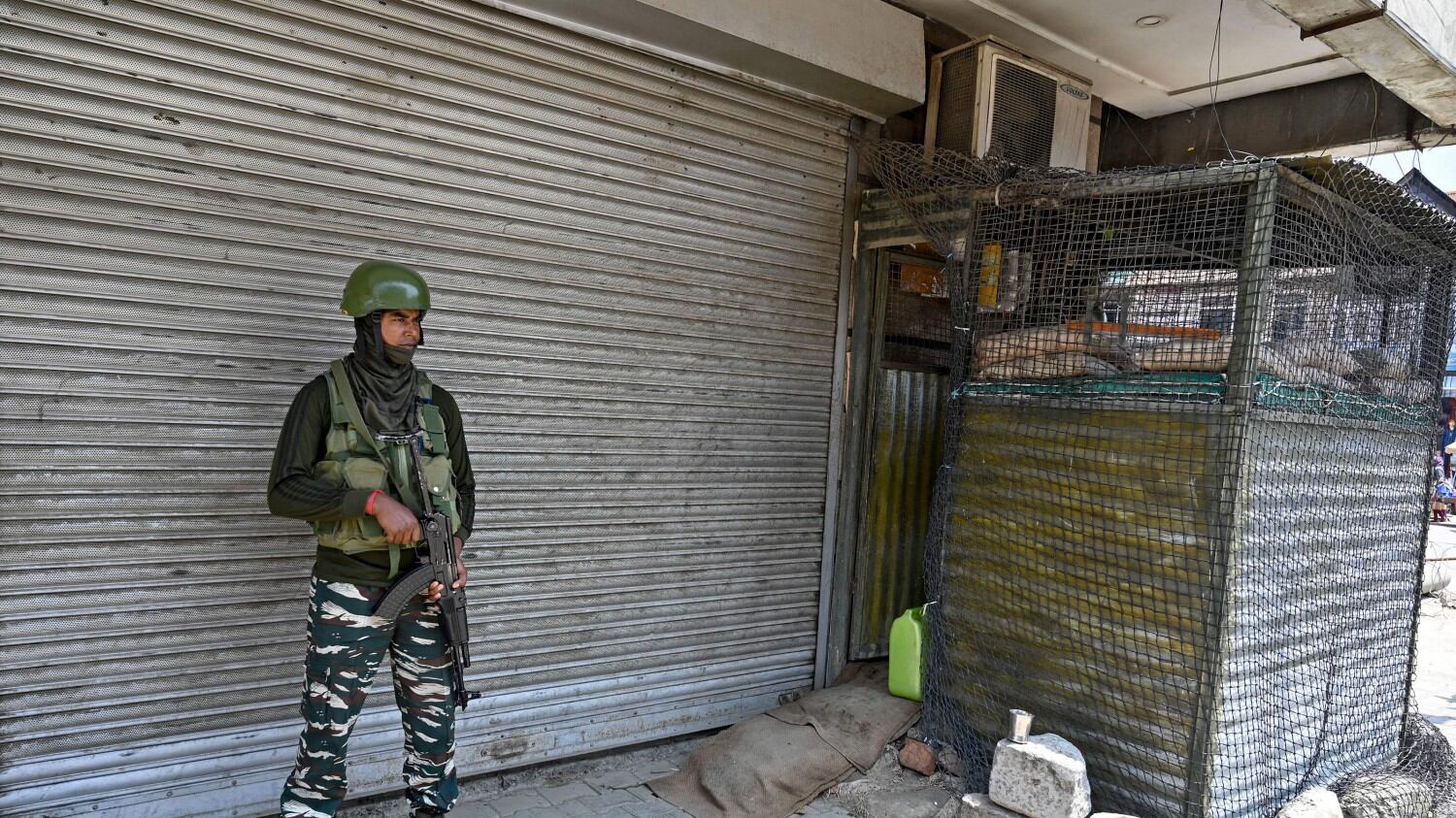 Kashmir, allarme terrorismo: evacuate 20mila persone