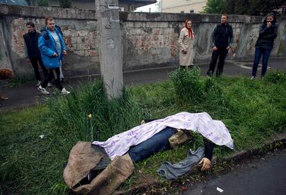 Morti e feriti negli scontri a Mariupol 6