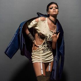 Rihanna sul web pose sexy da bad girl 2