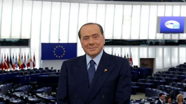 Berlusconi archivia già Conte: dimettiti prima delle Regionali