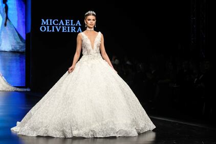 Questo sono le sexy spose di Micaela Oliveira 3