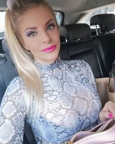 Francesca Cipriani, seno esplosivo sui social  8