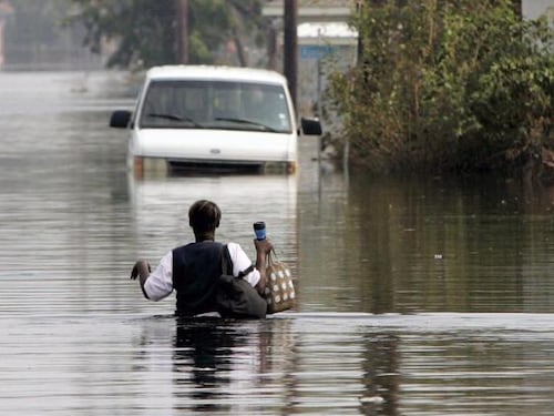 Dieci anni fa l'uragano Katrina piegò l'America in due