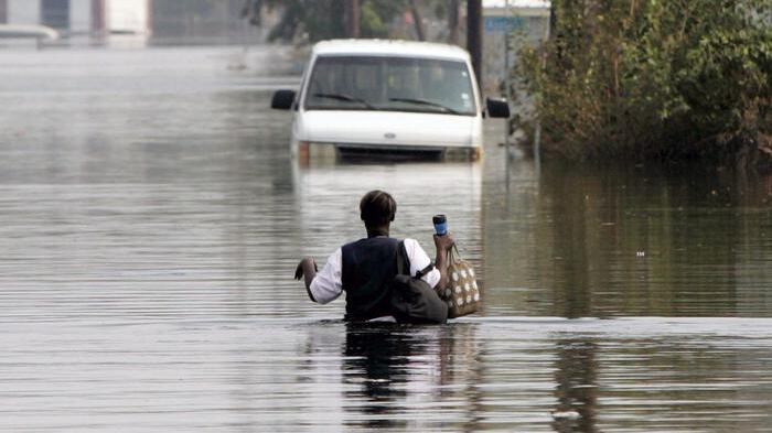 Dieci anni fa l'uragano Katrina piegò l'America in due