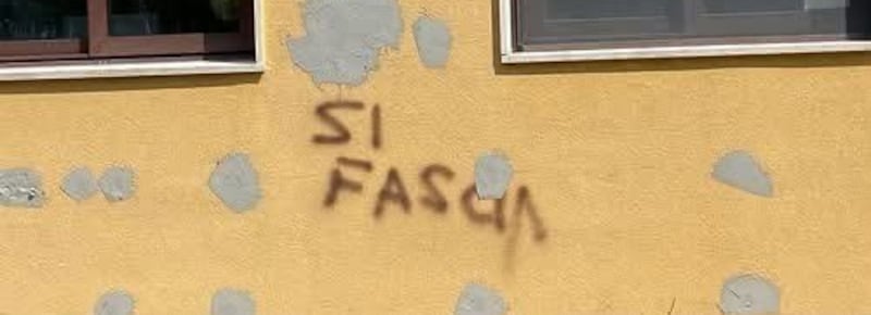 Il Pd a Pisa dà la caccia ai fascisti. Ma trova un cappotto termico