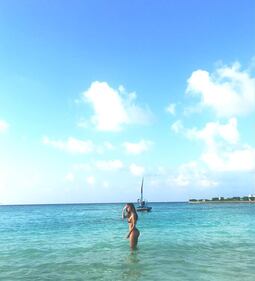 Belén in vacanza a Ibiza: le foto più belle 7