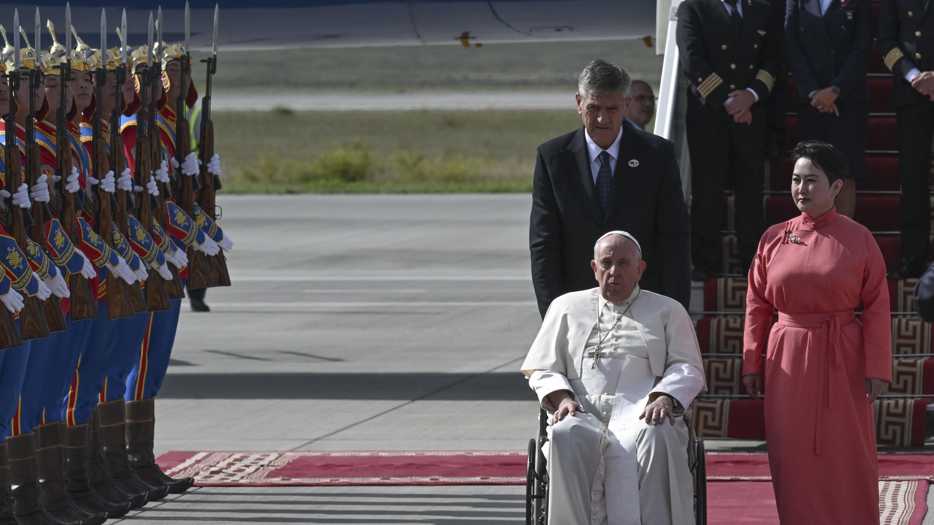 Francesco in Mongolia: prima volta di un Papa (ma Xi blocca i vescovi)