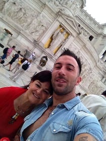 Stefania Pezzopane con il compagno 30enne 9