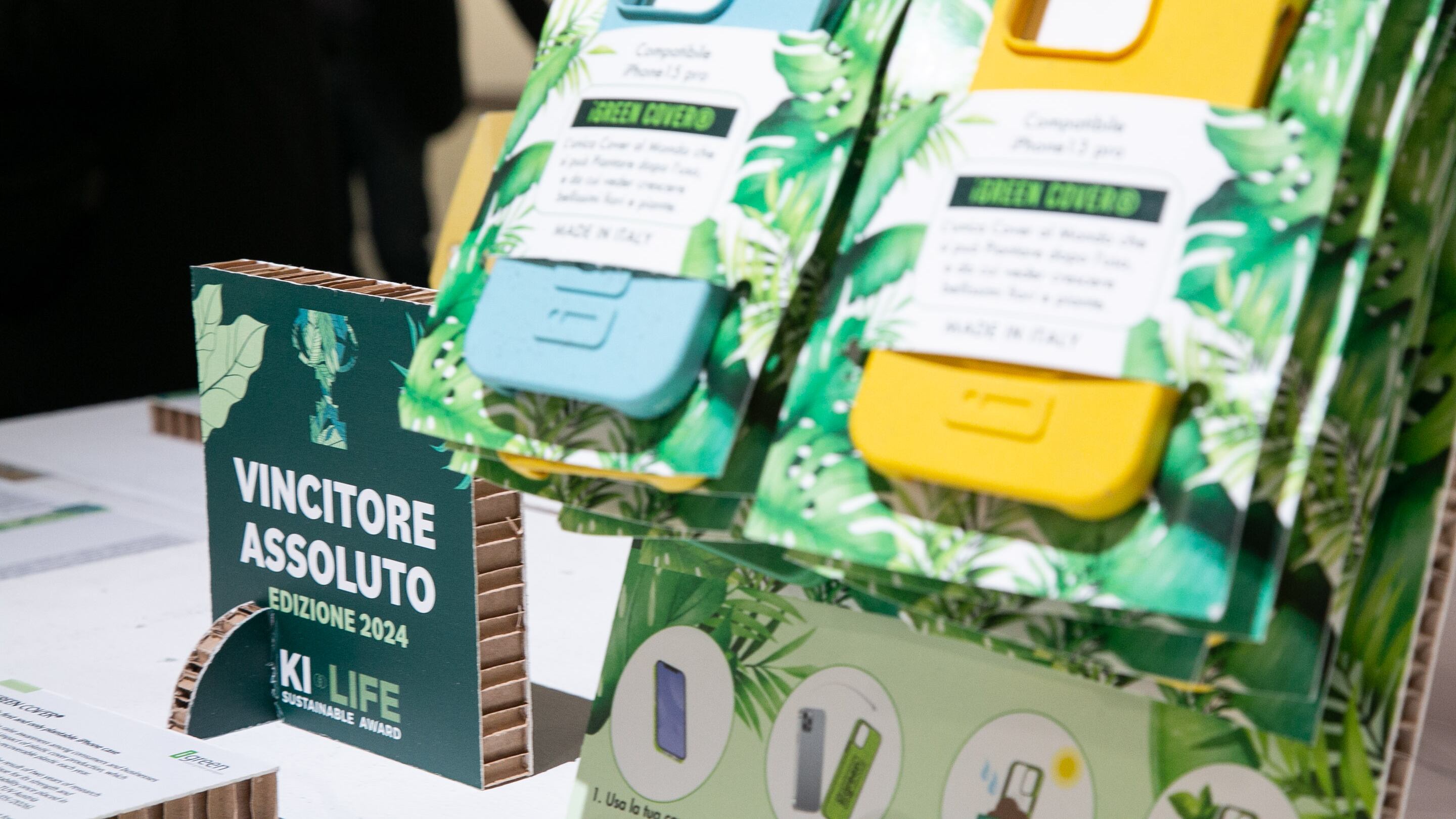 Milano Home, premio Ki-Life per la sostenibilità alla cover di iPhone che si pianta e germoglia