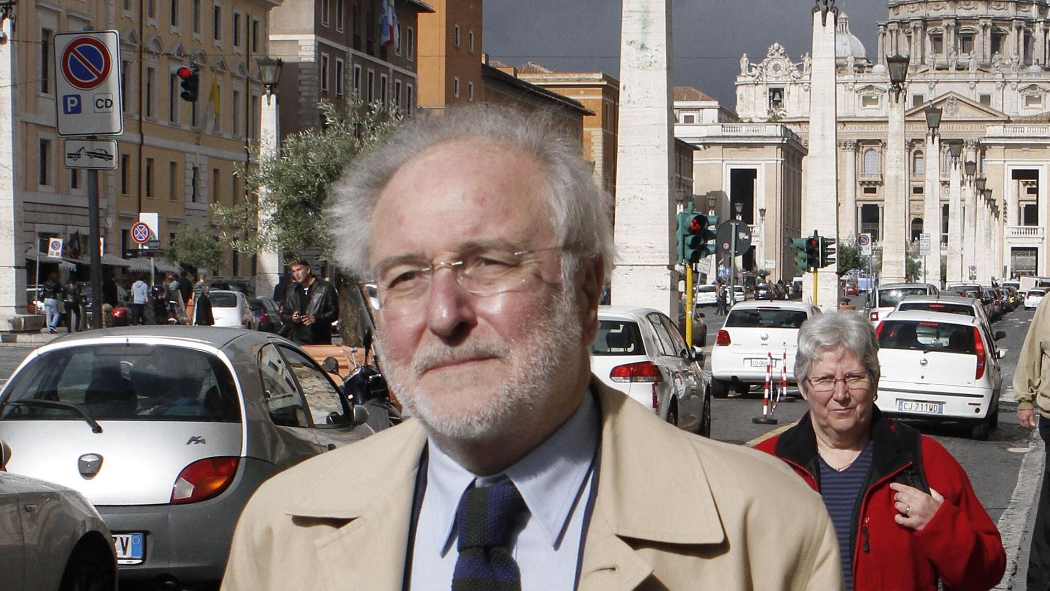 Addio a Carra, vittima di Mani Pulite. Quelle manette come arma di tortura