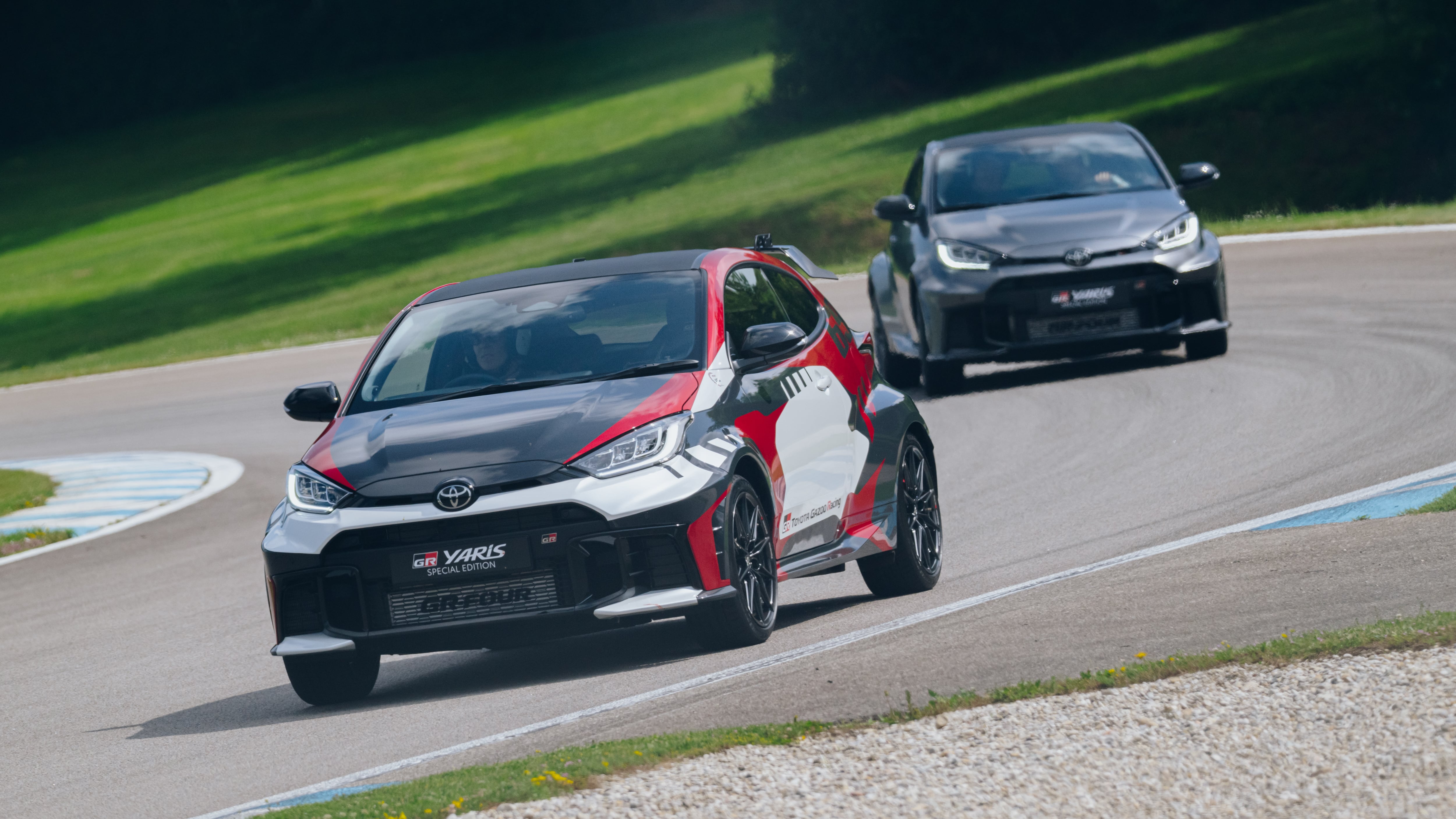 A bordo della piccola ma potente Toyota GR Yaris