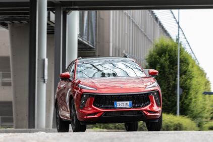 Forthing T5 EVO, guarda tutte le foto del test drive 9