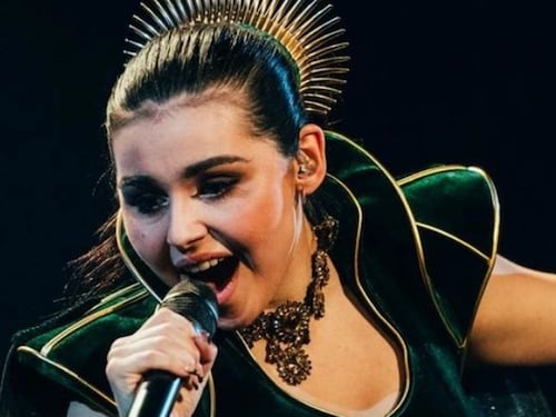 "A Gaza un genocidio". La presentatrice italo-norvegese Alessandra Mele lascia l'Eurovision