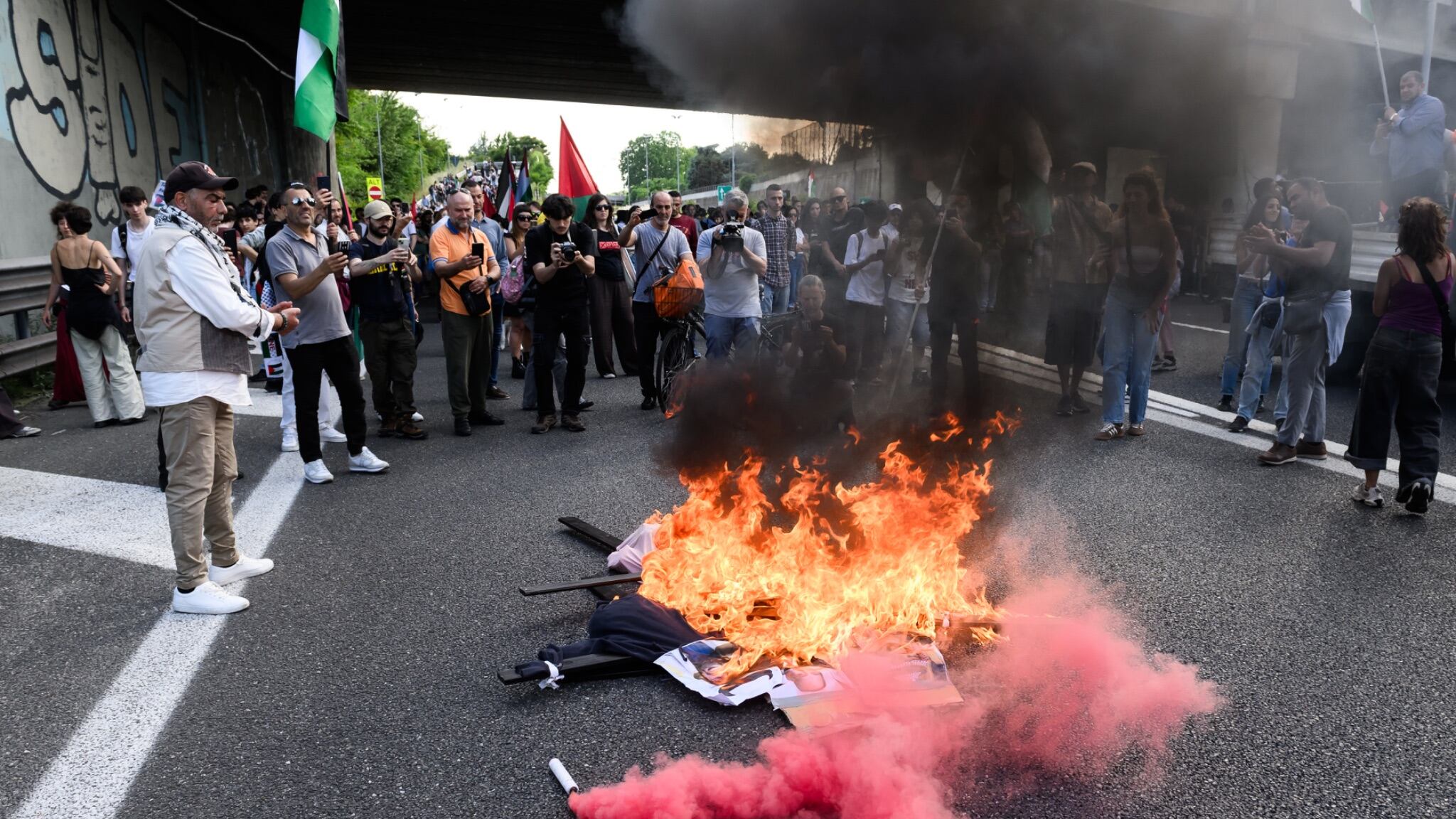 Pro Pal chiamano una nuova piazza: “Stop a ogni accordo con Israele”. Sale l’allerta nella Capitale