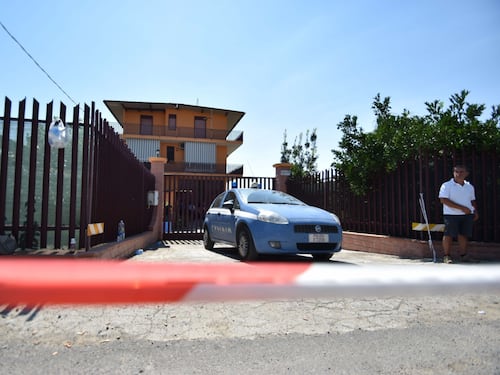 Coniugi massacrati, centrodestra all'attacco: "Tutta colpa di Renzi"