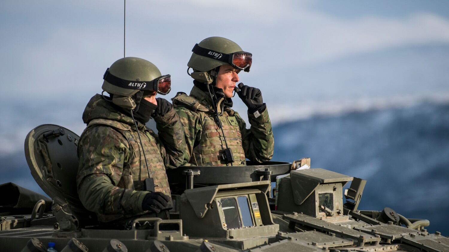 Sale la tensione fra Russia e Nato. Lavrov: "Adesso risponderemo"