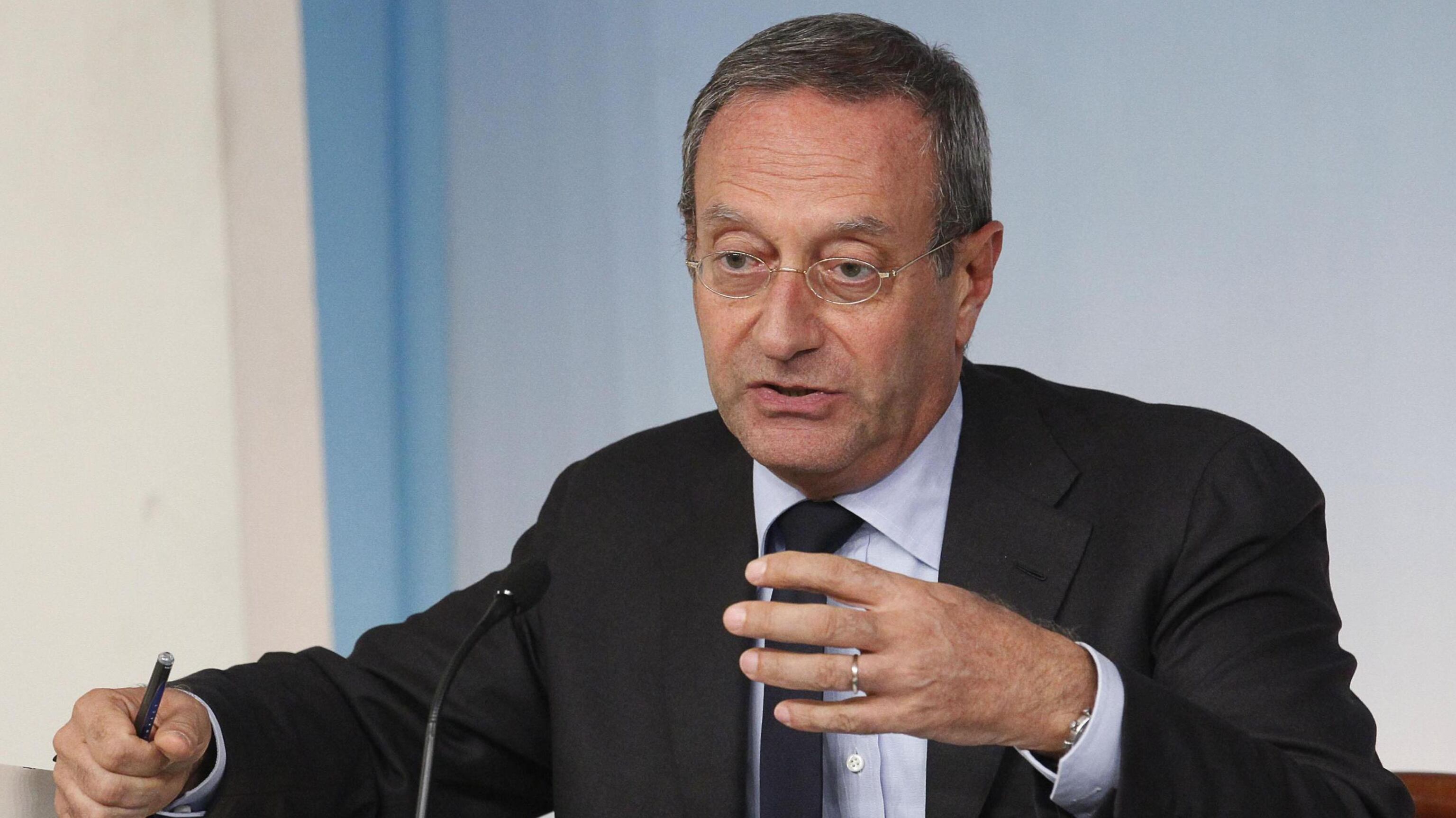 «A rischio la sicurezza nazionale»