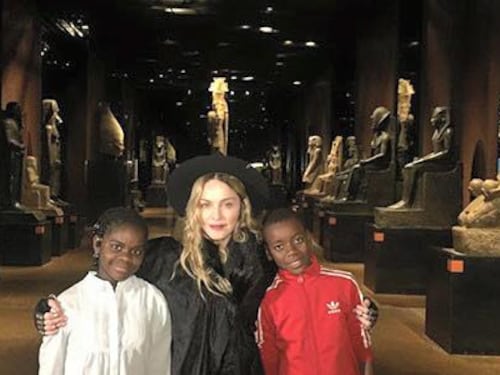 Madonna visita il Museo Egizio