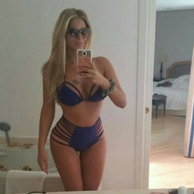 Francesca Cipriani, nudo hot ai fornelli 54